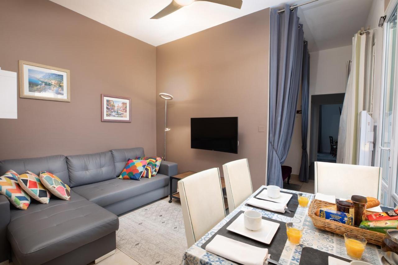 Maison Chateaudun - Clim, Terrasse & Garage Prive