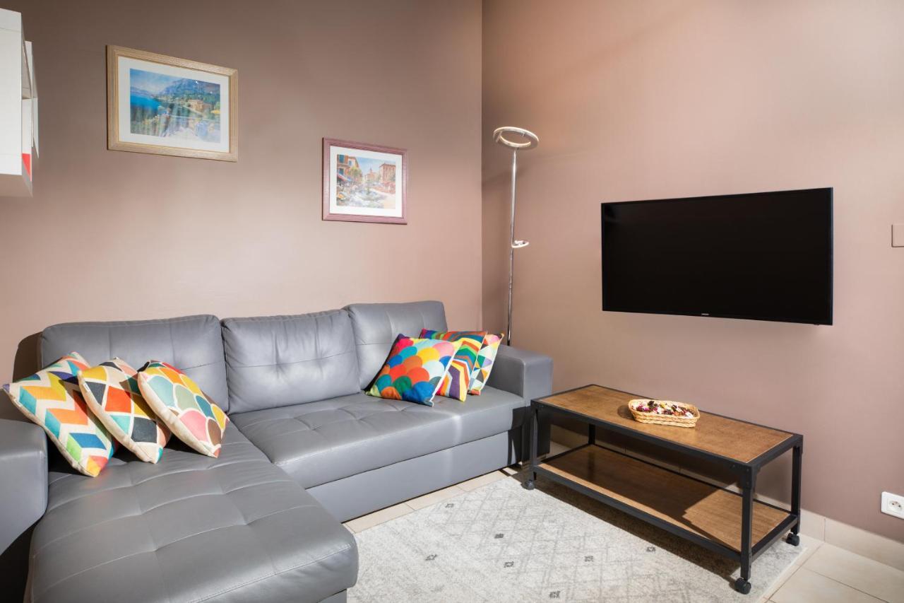 Maison Chateaudun - Clim, Terrasse & Garage Prive Apartment *